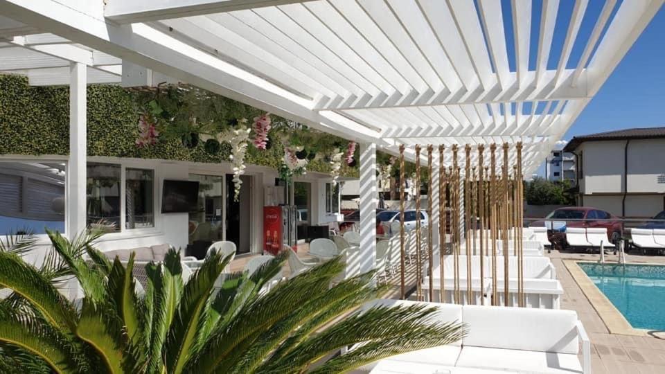 Apartamento Ayan-Ayaz Luxury Năvodari Exterior foto